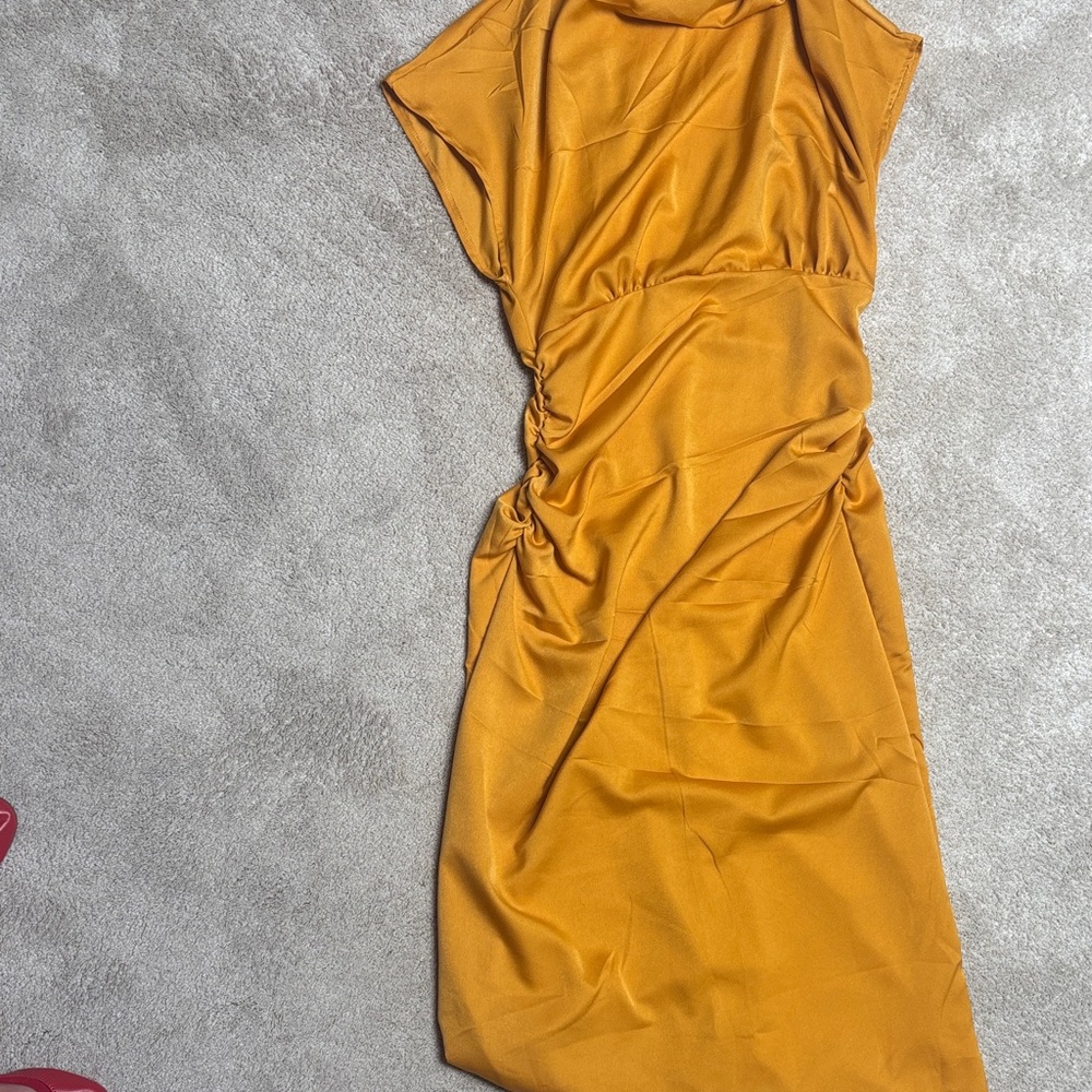 Mustard Ruched Side Dress - Picture 4 of 4